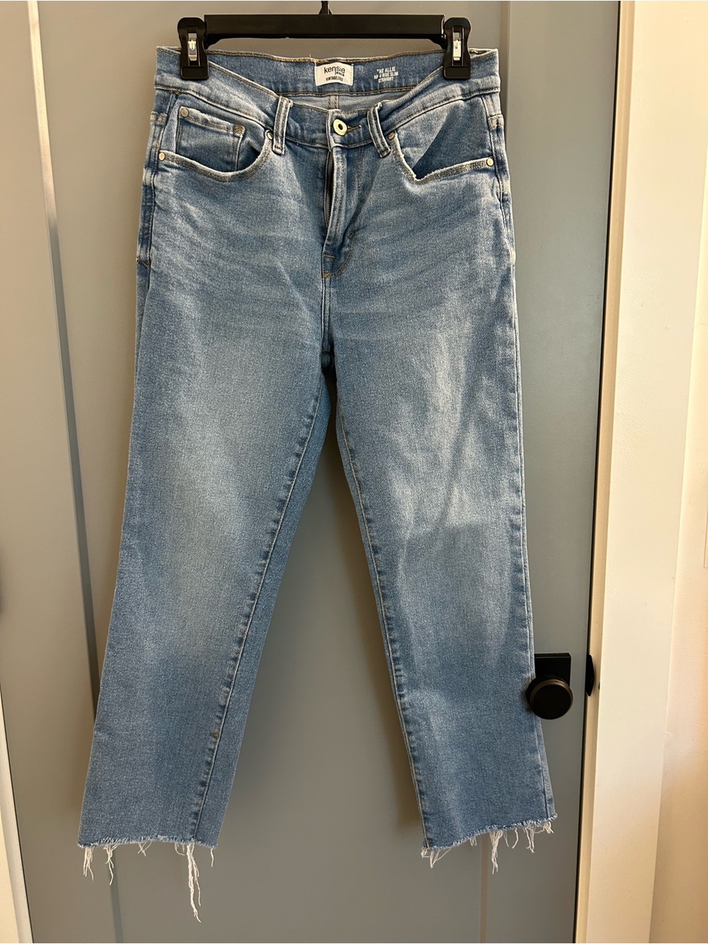 Kensie Light Blue Straight Crop Jeans with Raw Hem